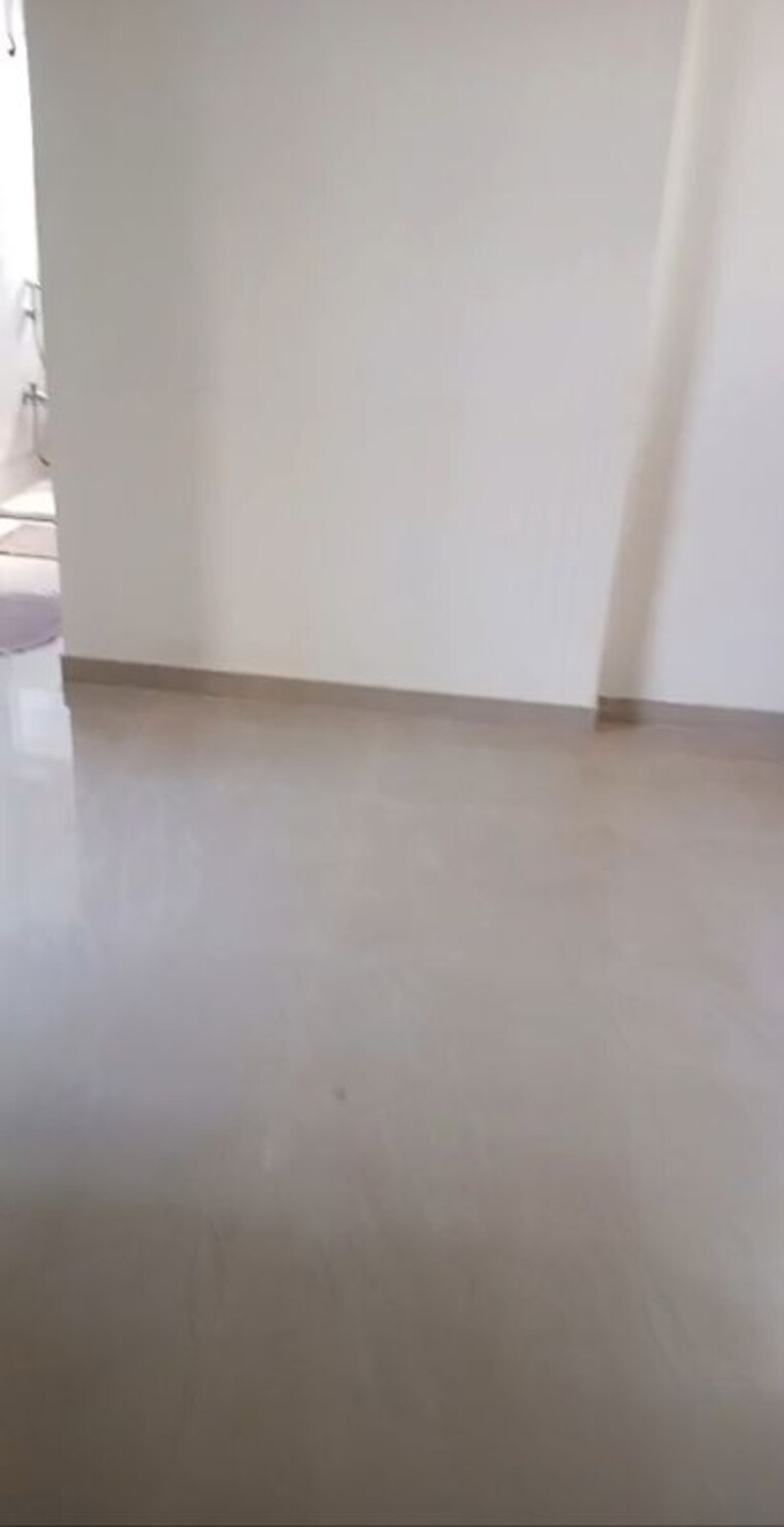 Room, abhinav-naigaon-chs 1 Bedroom 500 Sq.Ft. Apartment In Dadar East Mumbai 10021481