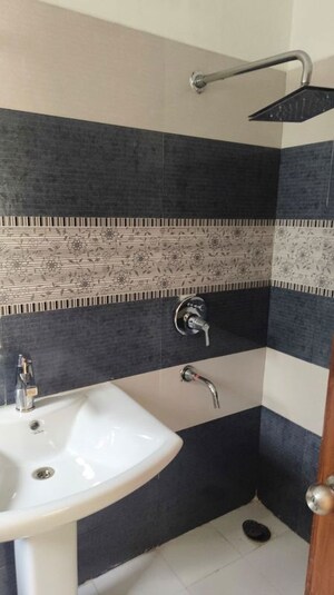 Bathroom in 4 BHK Villa at Madhapur – for Sale