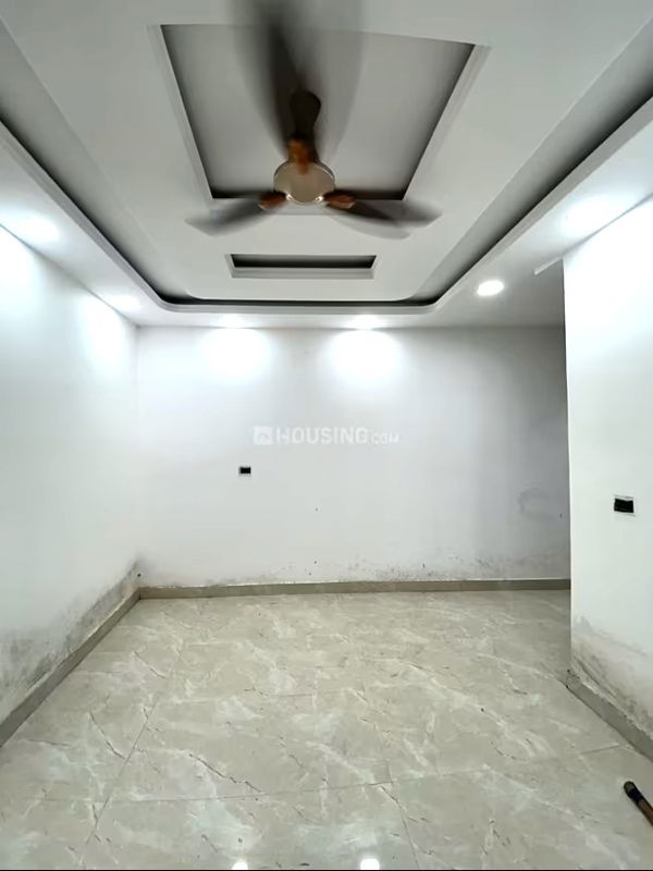 3 BHK + Basement Builder Floor For Sale in Govindpuri