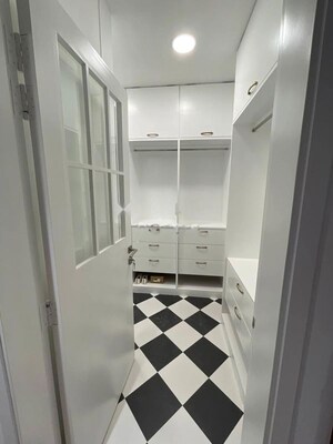 Bathroom in 2 BHK Apartment at Hiranandani Castle Rock, Powai – for Sale