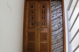 Furnished Amenities in 4 BHK Apartment at Karishma Society, Kothrud – for Rent