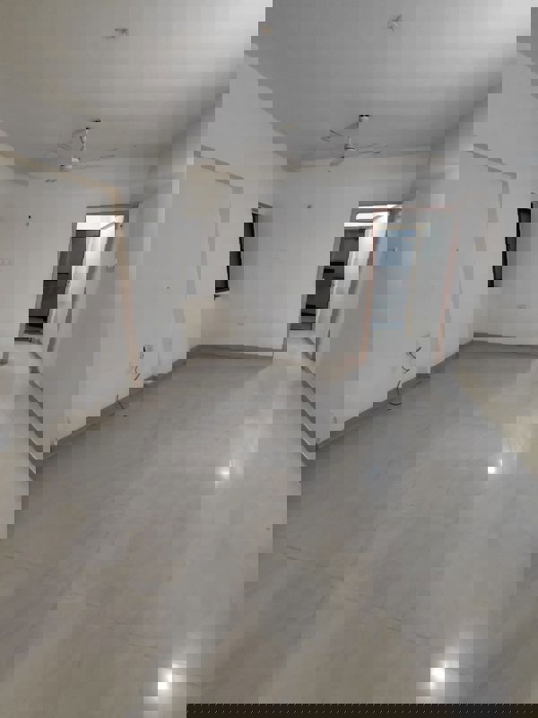 2 BHK 900 Sq.Ft. Apartment in Sundew CHS