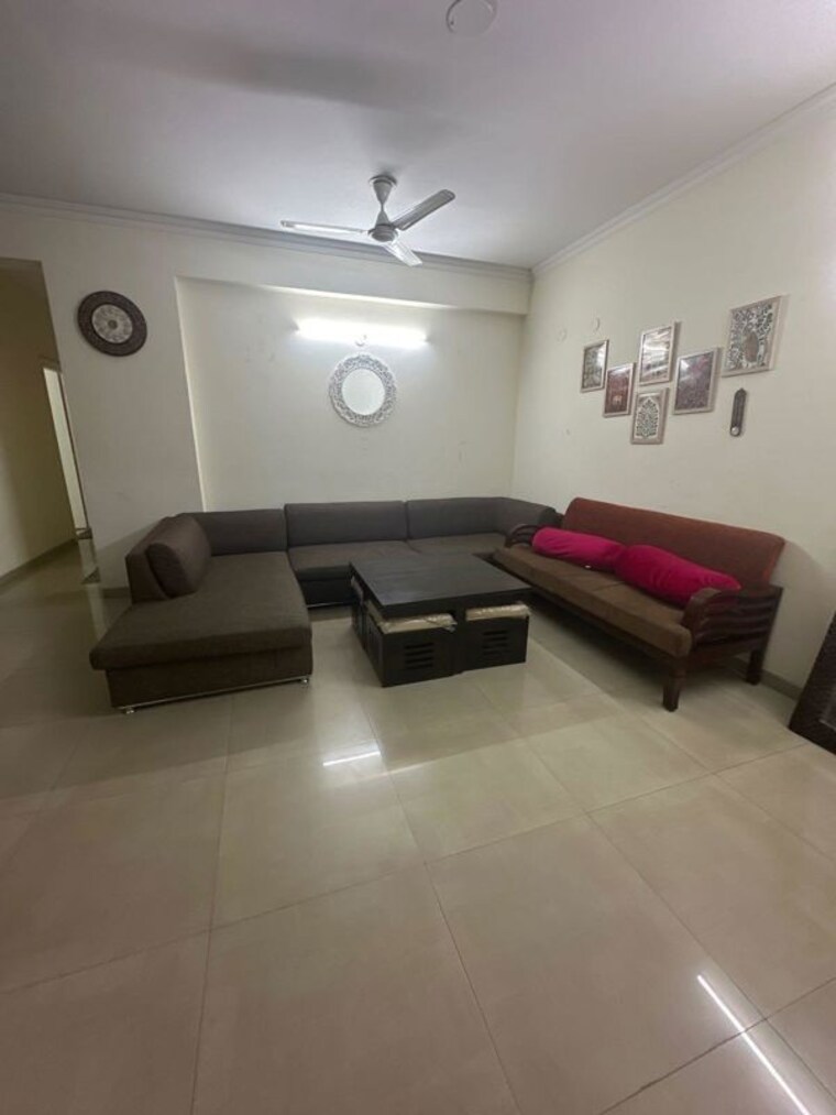 Team Area, chd-avenue-71 3.5 Bedroom 1600 Sq.Ft. Apartment In Sector 71 Gurgaon 10021480