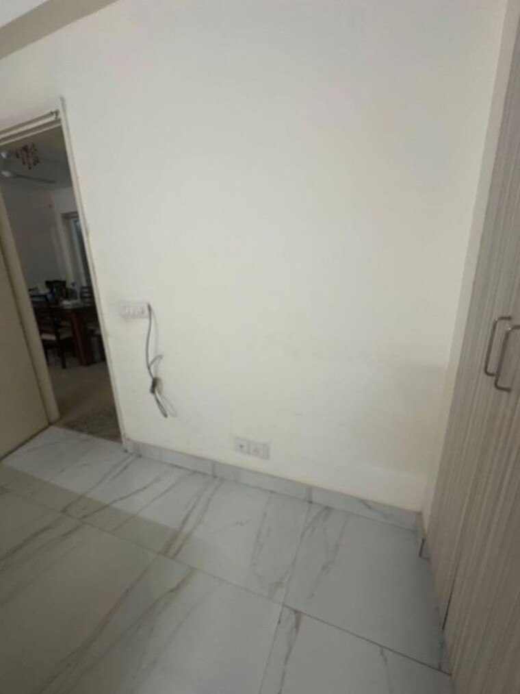 Room, chd-avenue-71 3.5 Bedroom 1600 Sq.Ft. Apartment In Sector 71 Gurgaon 10021480