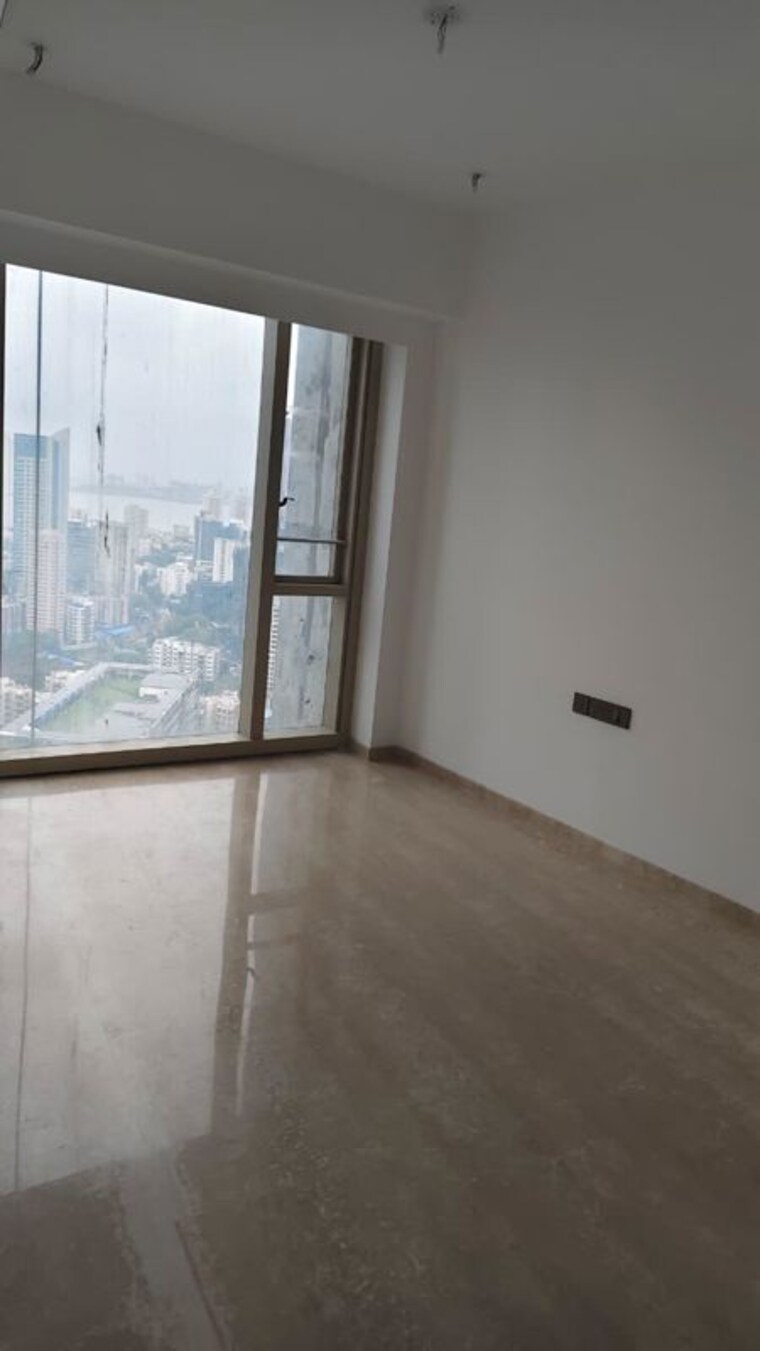 Room, senapati bapat marg 3 Bedroom 1260 Sq.Ft. Apartment In Senapati Bapat Marg Mumbai 10021486