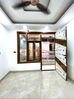 3 BHK + Pooja Room Builder Floor For Sale in Govindpuri