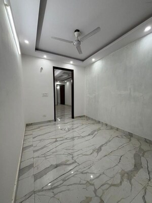 Room in 3 BHK Builder Floor at Govindpuri – for Sale