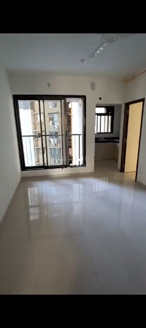 1 BHK Apartment For Rent in Chandak Nishchay, Borivali East