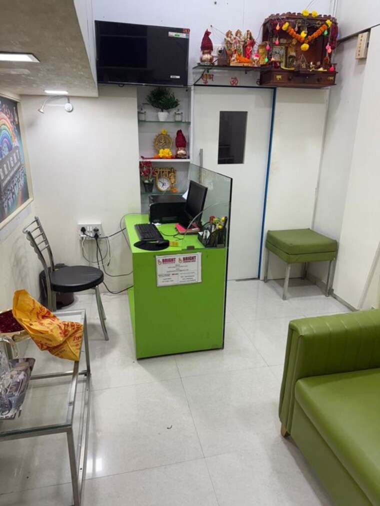 Team Area, richa-industrial-estate Commercial Office Space 500 Sq.Ft. In Andheri West Mumbai 10021556