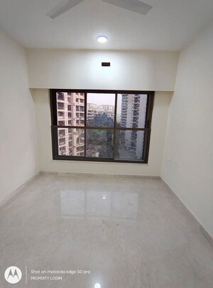 Room in 2 BHK Apartment at K Raheja Ascencio, Chandivali – for Sale