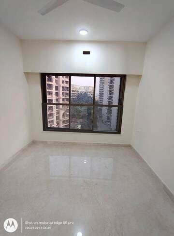 Room in 2 BHK Apartment at K Raheja Ascencio, Chandivali – for Sale