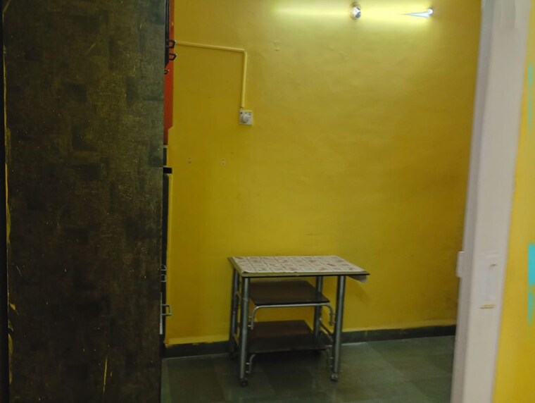 Room, chakala 1 Bedroom 450 Sq.Ft. Apartment In Chakala Mumbai 10021569