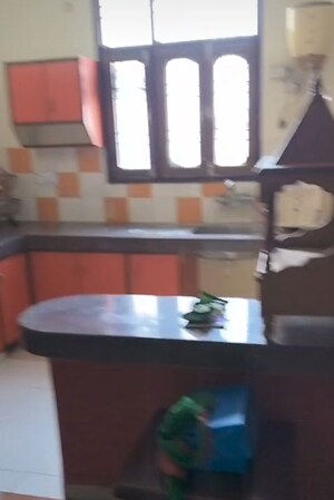 Furnished Amenities in 2 BHK Villa at Aliganj – for Rent