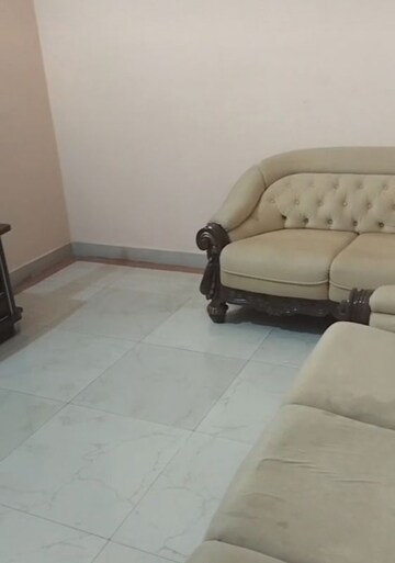 2 BHK Villa For Rent in Aliganj