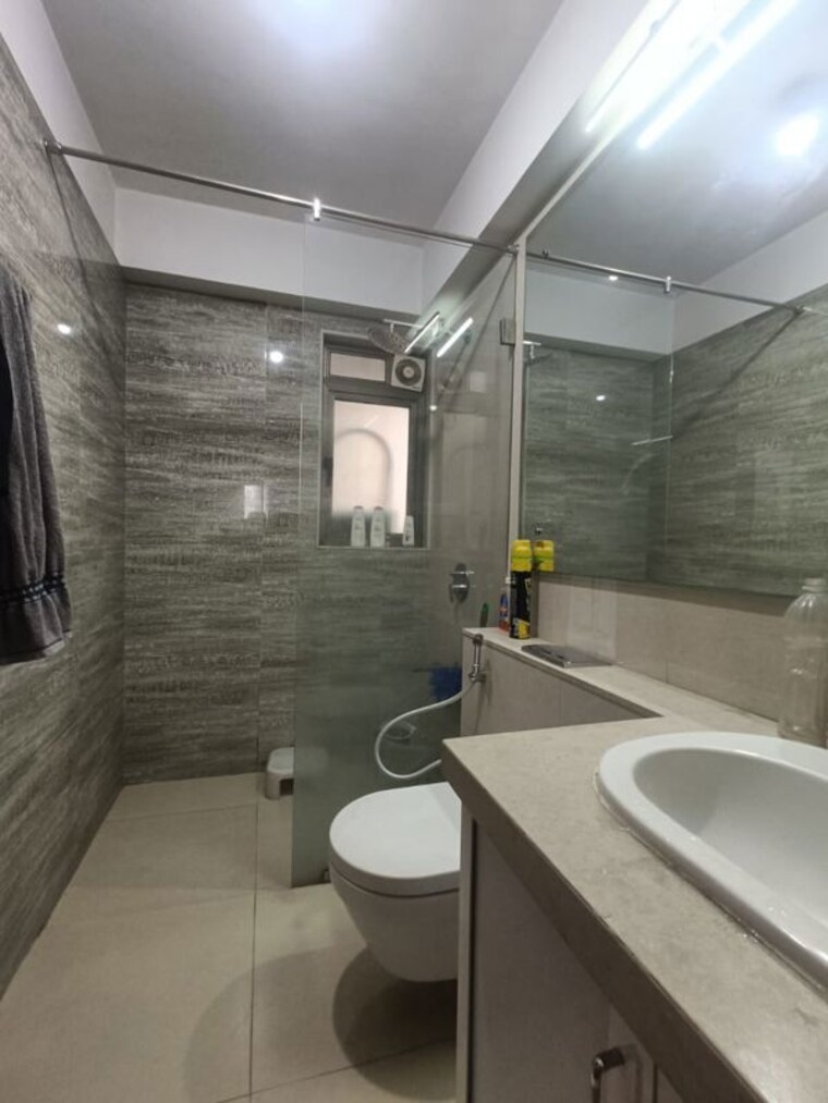 Bathroom, bhimjyani-verraton 3 Bedroom 1276 Sq.Ft. Apartment In Manpada Thane 10021714