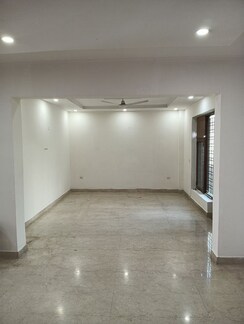 3 BHK + Pooja Room Builder Floor For Rent in Sector 52