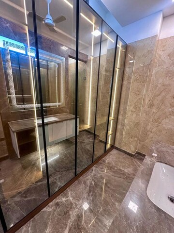 Bathroom in 3 BHK Apartment at ABA Ivy County, Sector 75 – for Sale