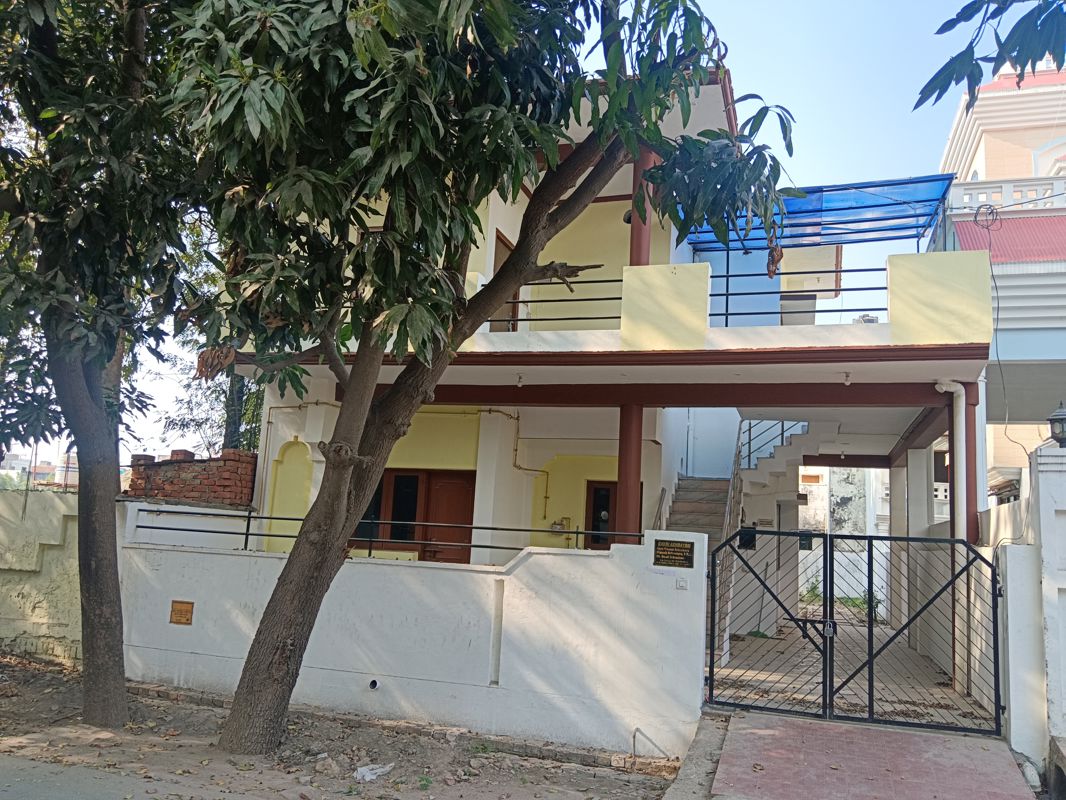 4 BHK + Pooja Room 2200 Sq.Ft. Villa in Eldeco Udyan Suraksha Enclave
