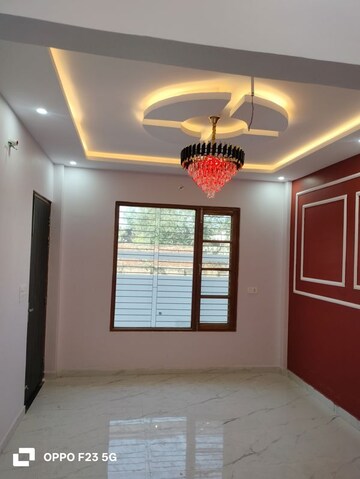 Room in 3 BHK Villa at Chinhat – for Sale