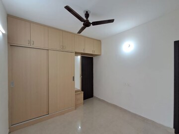 Room in 2 BHK Apartment at Signature Global Proxima, Sector 89 – for Rent