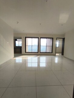 3 BHK Apartment For Rent in Chandak Stella