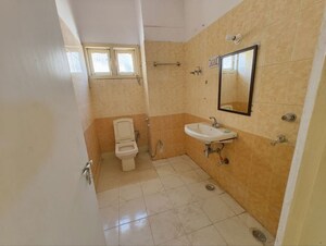 Bathroom in 3 BHK Apartment at Madhur Jivan Apartment, Sector 56 – for Rent