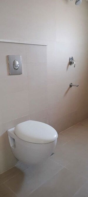 Bathroom in 3 BHK Villa at Woodshire Emerson Park, Bidare Agraha – for Rent