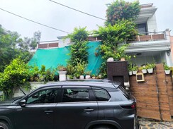 3 BHK + Pooja Room Independent House For Sale in Sector 9