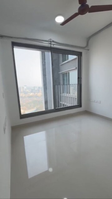 Room in 2 BHK Apartment at Sunteck City Avenue 4, Goregaon West – for Rent
