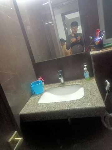 1 RK Villa For Rent in Aliganj