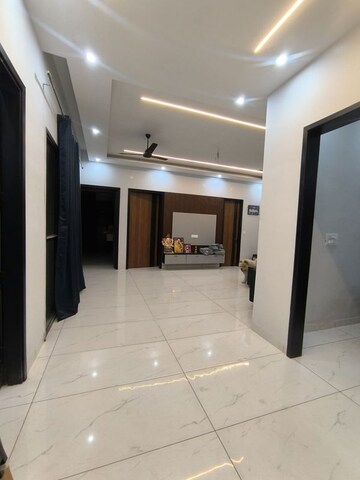 Building Lobby in 3 BHK Apartment at Lohgarh – for Rent