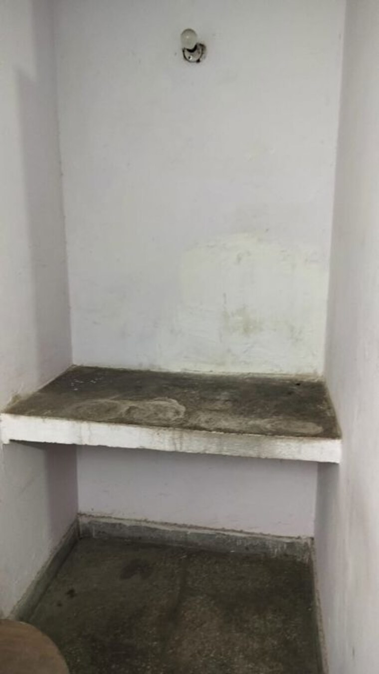 Bedroom, rail-vihar-sector-30 1 RK 250 Sq.Ft. Villa In Sector 30 Noida 10022007