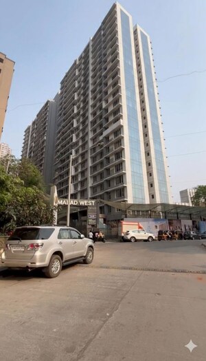 3.5 BHK Apartment – Exterior View View at Ajmera Boulevard, Malad West - for Sale