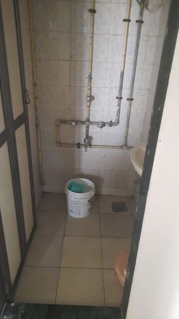 Bathroom in 1 BHK Apartment at Mahalaxmi CHS Worli, Worli – for Rent