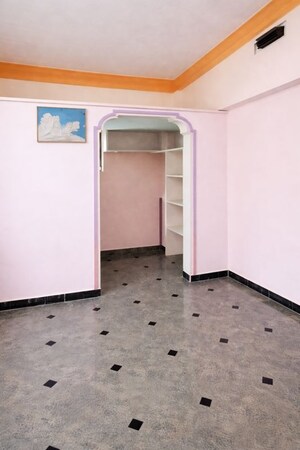 Room in 1 BHK Builder Floor at Rajiv Swagruha, Chanda Nagar – for Sale