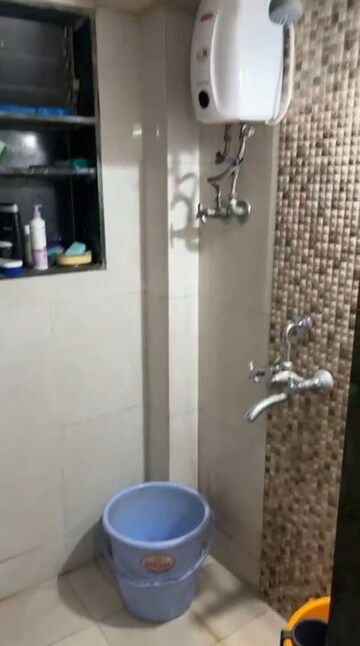 1 RK Apartment For Rent in God Gifts Building, Lower Parel