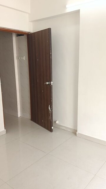 Room in 2 BHK Apartment at New Himalaya Darshan Apartment, Dombivli West – for Sale