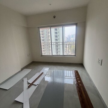 Room in 2 BHK Apartment at Riddhi Rajendra Nagar Swagat CHS, Datta Pada – for Rent