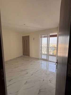 Room in 3 BHK Apartment at Aura Gazania, Nabha – for Rent