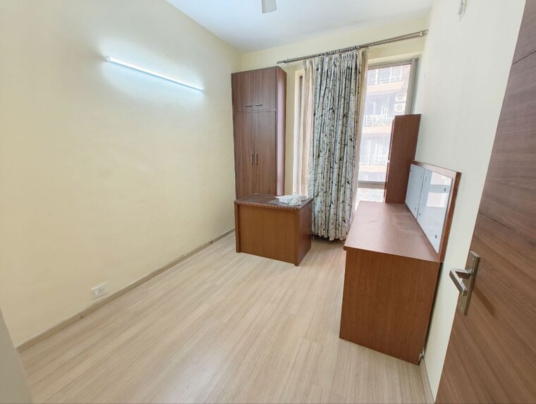 Room, pioneer-park-araya 3.5 Bedroom 2400 Sq.Ft. Apartment In Sector 61 Gurgaon 10022148
