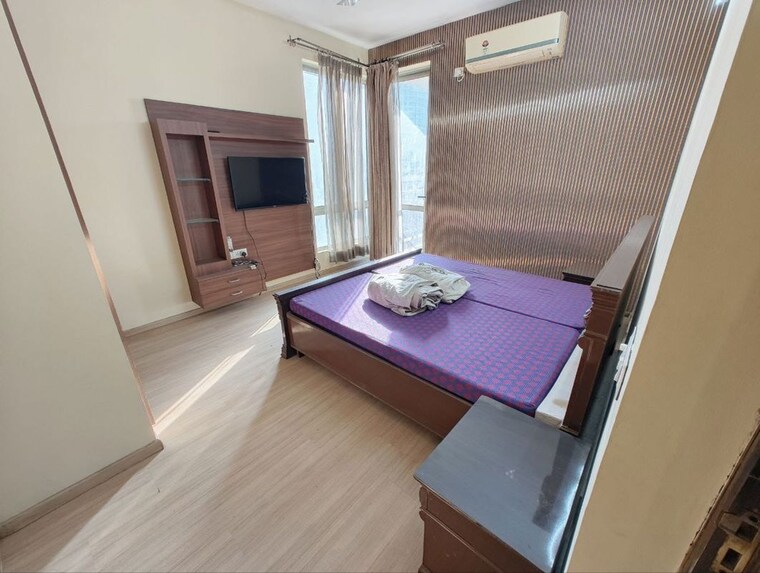 Bedroom, pioneer-park-araya 3.5 Bedroom 2400 Sq.Ft. Apartment In Sector 61 Gurgaon 10022148