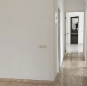 Room in 2.5 BHK Apartment at Hiranandani Obelia The Walk, Hiranandani Estate – for Rent