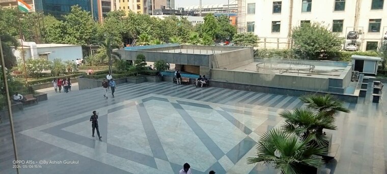 Balcony, sector 62 Commercial Office Space 950 Sq.Ft. In Sector 62 Noida 10022224