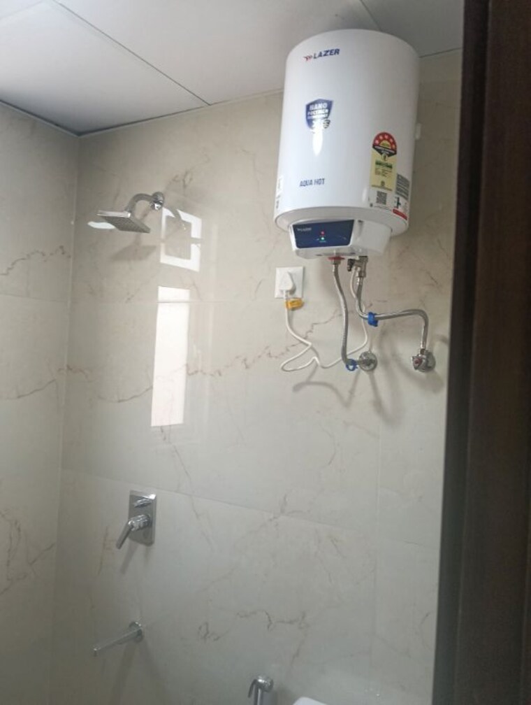 Bathroom, smart-world-gems 2.5 Bedroom 1194 Sq.Ft. Apartment In Sector 89 Gurgaon 10022238
