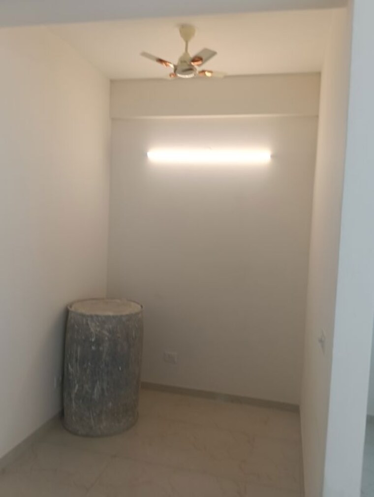 Room, smart-world-gems 2.5 Bedroom 1194 Sq.Ft. Apartment In Sector 89 Gurgaon 10022238