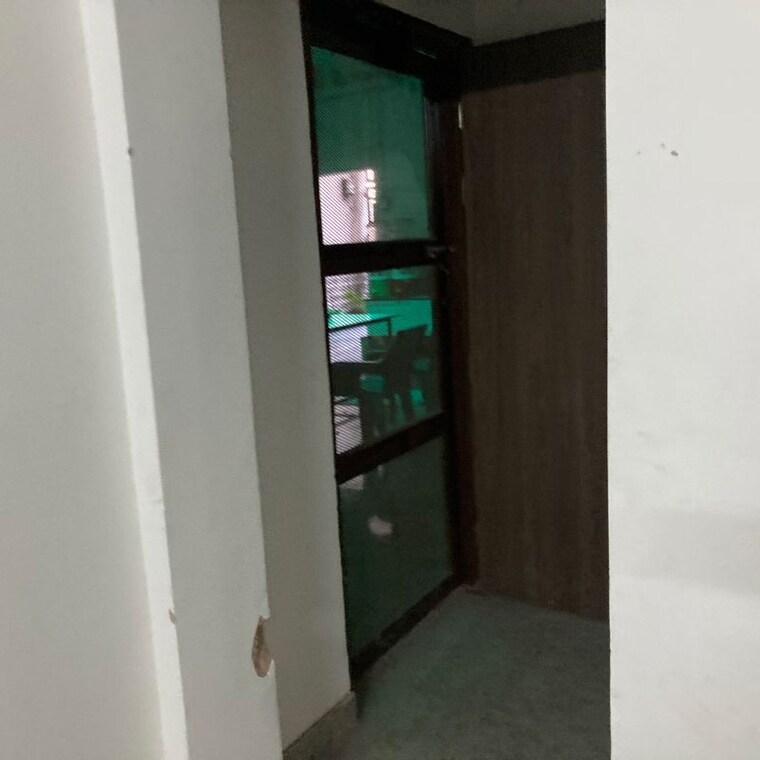 Room, sector 131 Pg For Boys & Girls In Sector 131 10022250