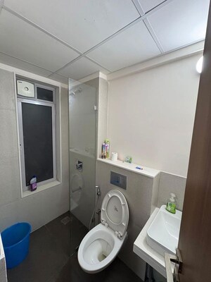 Master Bedroom in 2 BHK Apartment at Piramal Vaikunth, Balkum Pada – for Rent