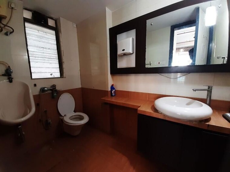 Washroom, balewadi Commercial Office Space 2450 Sq.Ft. In Balewadi Pune 10022254
