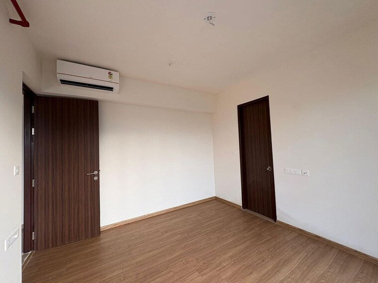Room, one-indiabulls-thane 1 Bedroom 464 Sq.Ft. Apartment In Pokhran Road No Two Thane 10022268