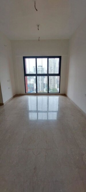 2 BHK Apartment For Rent in Lodha Vista, Lower Parel